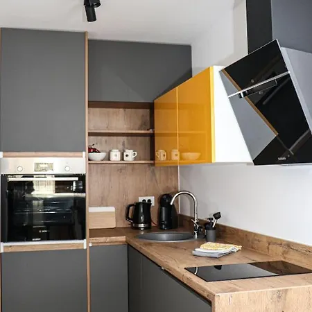 Olimpijska Kuca A305 *